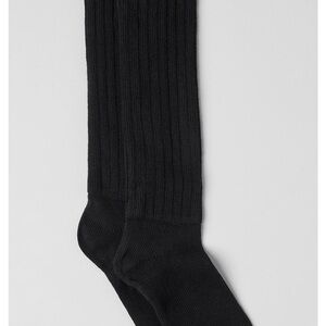 ALO Yoga Black Unisex Scrunch Socks
